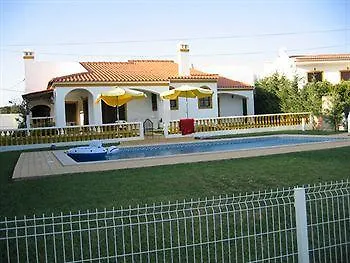Ξενοδοχείο με διαμερίσματα Solar Veiguinha Αλμπουφέιρα